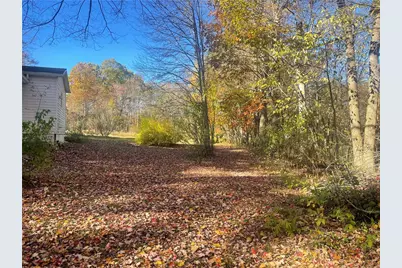 617 Fullingmill, Jefferson Township, PA 16137 - Photo 5