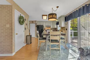 243 Edgewood Dr, Brighton Township, PA 15009 - Photo 11