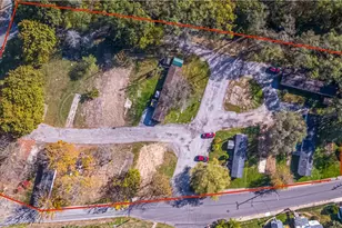 18 Grove Ave, New Brighton, PA 15066 - Photo 1