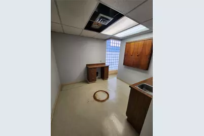 6300 Forward Ave, Pittsburgh, PA 15217 - Photo 11