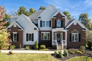 422 Southfield Dr, Hempfield Township, PA 15601 - Photo 1