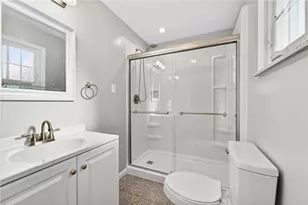 1 St Andrews Dr, Patterson Township, PA 15010 - Photo 23