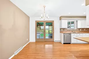 112 Kollar Dr, Liberty Boro, PA 15133 - Photo 11