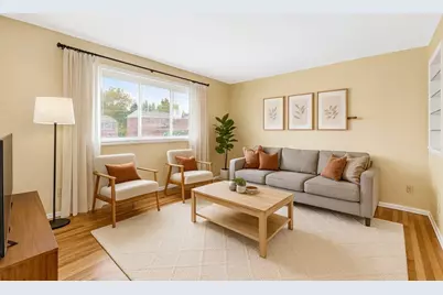 112 Kollar Dr, Liberty Boro, PA 15133 - Photo 5