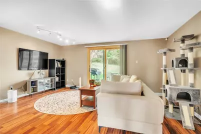 6 Hennig Dr, Pittsburgh, PA 15236 - Photo 7