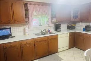 912 Lynn St, New Castle, PA 16101 - Photo 13