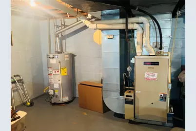 912 Lynn St, New Castle, PA 16101 - Photo 25