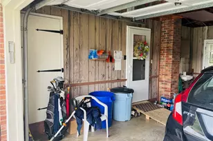 912 Lynn St, New Castle, PA 16101 - Photo 7