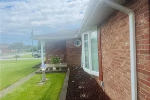 912 Lynn St, New Castle, PA 16101 - Photo 5