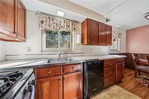 37 Bel Aire Dr, Murrysville, PA 15626 - Photo 11