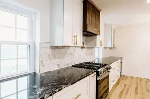 121 White Oak Dr, Connoquenessing Township, PA 16053 - Photo 5