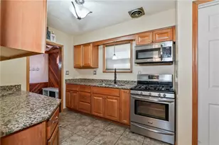 1601 Boundary St, Aliquippa, PA 15010 - Photo 13