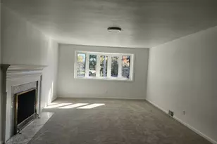 1406 Greentree Rd, Scott Township, PA 15220 - Photo 5