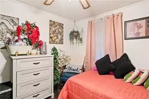 718 Gladden Rd, Canonsburg, PA 15317 - Photo 25