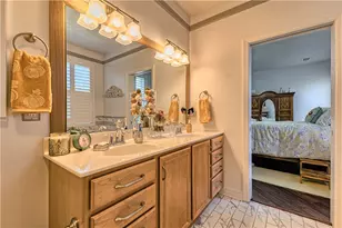 314 N Tuscan Way, Hempfield Township, PA 15601 - Photo 15