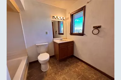 2695 W Chestnut St #2, Canton Township, PA 15301 - Photo 9