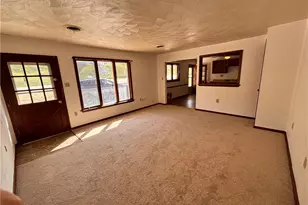 2695 W Chestnut St, Canton Township, PA 15301 - Photo 5