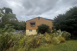 269 Lansdowne Dr, Pittsburgh, PA 15147 - Photo 5