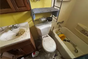 269 Lansdowne Dr, Pittsburgh, PA 15147 - Photo 13