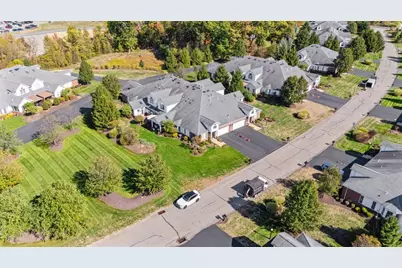 4502 Senate Ct, Adams Township, PA 16059 - Photo 5