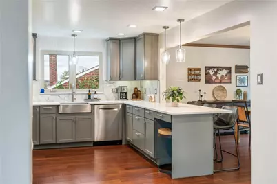 615 Larose St, Pittsburgh, PA 15226 - Photo 11