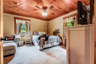 2162 Garards Fort Rd, Franklin Township, PA 15370 - Photo 9