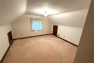 833 E Hill Dr, New Kensington, PA 15068 - Photo 17