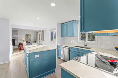 1256 Manor Drive, Pittsburgh, PA 15241 - Photo 9