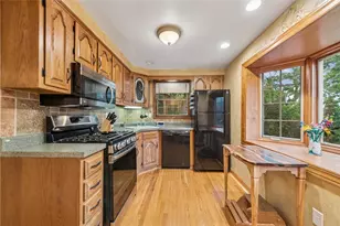 192 Glenfield Dr, Pittsburgh, PA 15235 - Photo 9