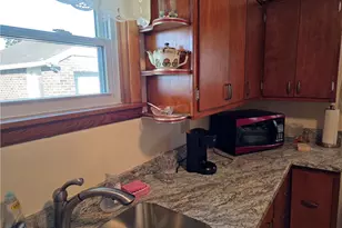 745 Castle St, New Castle, PA 16101 - Photo 3