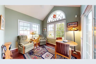 553 Pioneer Ln, Economy, PA 15042 - Photo 13
