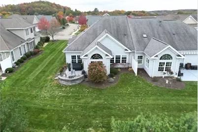 553 Pioneer Ln, Economy, PA 15042 - Photo 25