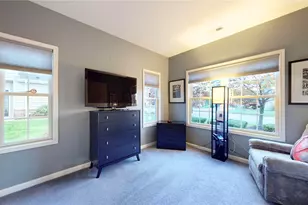 553 Pioneer Ln, Economy, PA 15042 - Photo 19