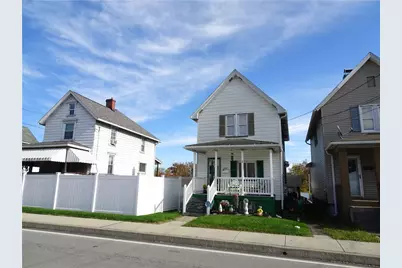 228 S 3rd St, Youngwood, PA 15697 - Photo 3