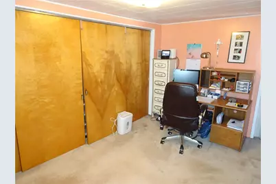 228 S 3rd St, Youngwood, PA 15697 - Photo 21