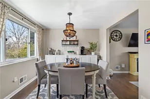 1075 Fiddleback Dr, Kennedy Township, PA 15136 - Photo 11