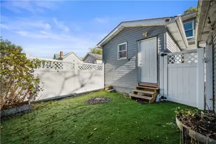 920 Watson St, Coraopolis, PA 15108 - Photo 3