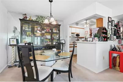 2160 Greentree Rd #801W, Scott Township, PA 15220 - Photo 5