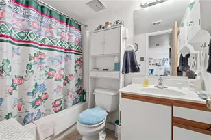 2160 Greentree Rd, Scott Township, PA 15220 - Photo 9