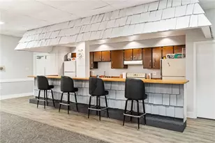 2160 Greentree Rd, Scott Township, PA 15220 - Photo 17