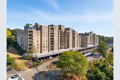 2160 Greentree Rd #801W, Scott Township, PA 15220 - Photo 1