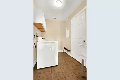 2300 Wheatland Cir, Murrysville, PA 15626 - Photo 25