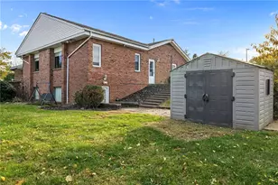 140 Greendale Dr, Hempfield Township, PA 15601 - Photo 47