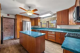 140 Greendale Dr, Hempfield Township, PA 15601 - Photo 15