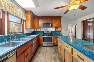 140 Greendale Dr, Hempfield Township, PA 15601 - Photo 13