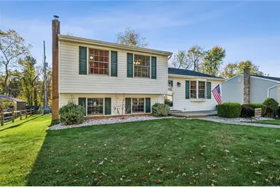 1823 Ivanhoe Dr, North Huntingdon, PA 15642 - Photo 1