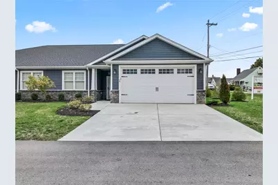 16 Barrington Court, Monaca, PA 15061 - Photo 1