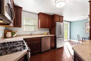 3527 Valley Dr, Bethel Park, PA 15234 - Photo 11