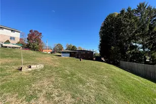 215 Crest Ave, Rostraver, PA 15012 - Photo 7