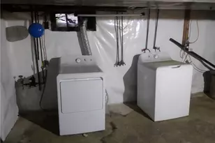 722 Crescent Ave, Ellwood City, PA 16117 - Photo 15